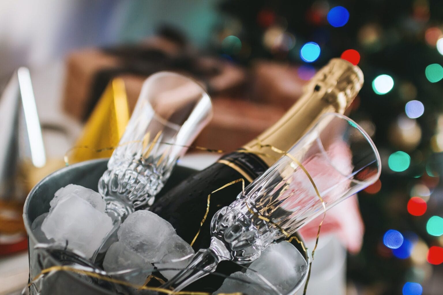 Should Prosecco Be Chilled? How Cold to Serve it?